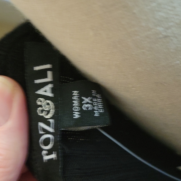 NWT Roz&Ali Long sweater - Picture 2 of 3